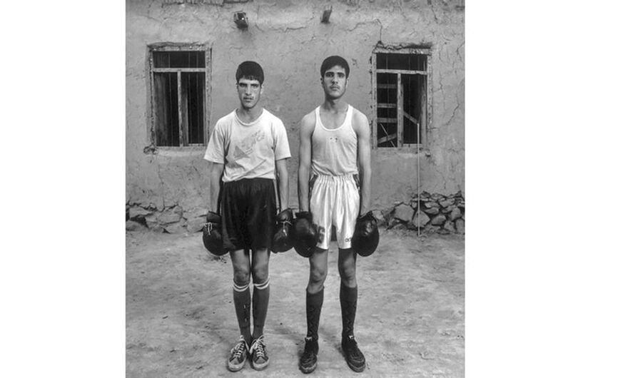 Юные боксеры, братья-близнецы Мохаммед Фаяз и Мохаммед Фаяз Аббасси, Кабул  – 2002 г.