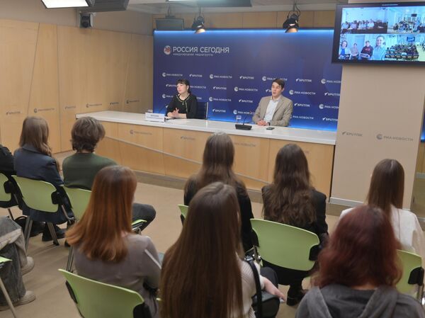 Фотоконкурс имени Андрея Стенина провел мастер-класс для студентов российских университетов