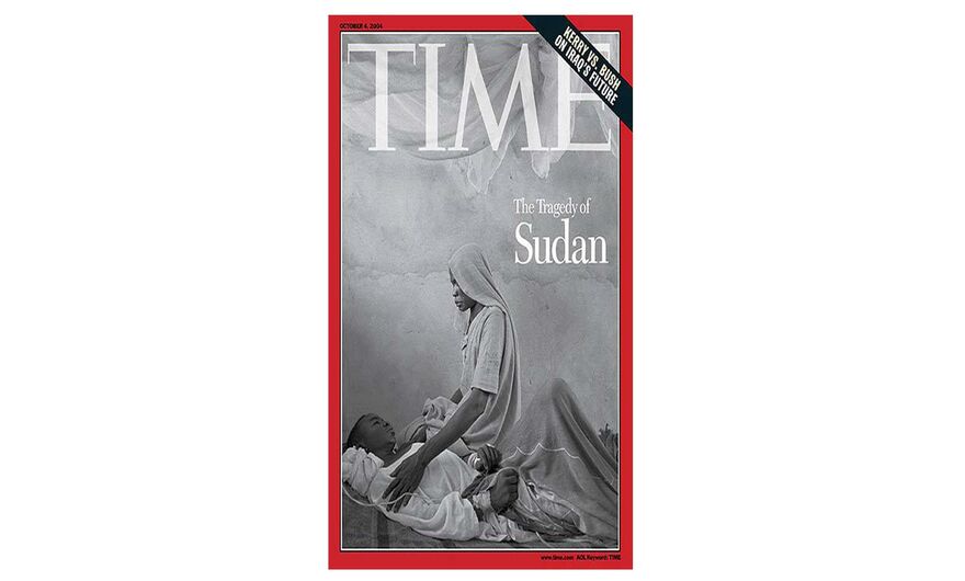 В сентябре 2004 года журнал TIME отправил фотографа Джеймса Нахтвея в Дарфур, Судан, чтобы снять репортаж о беженцах, спасающихся от геноцида. Я отчетливо помню этот незабываемый снимок на его обзорном листе. Когда фото было опубликовано, этот репортаж с обложки заставил общественность говорить о кризисе в Дарфуре. 